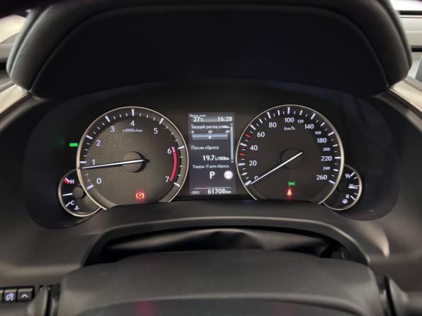 Lexus RX IV Рестайлинг с пробегом 2020 года, цена 6 500 000 рублей, 61708 км, внедорожник, Автокод Объявления