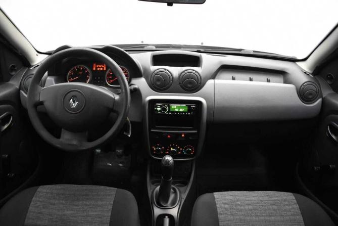 Renault Duster I с пробегом 2014 года, цена 715 000 рублей, 124824 км, внедорожник, Автокод Объявления