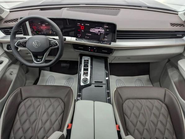 Новый Volkswagen Tavendor I 2026 года, цена 5 799 000 рублей, внедорожник, Автокод Объявления