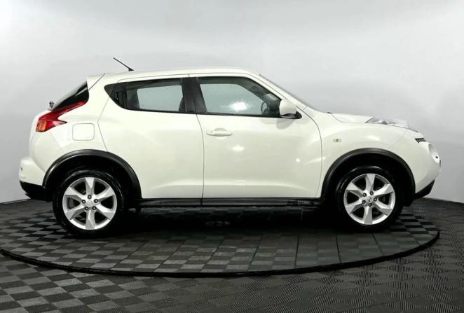 Nissan Juke I с пробегом 2012 года, цена 1 000 000 рублей, 130000 км, внедорожник, Автокод Объявления