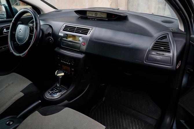 Citroen C4 I Рестайлинг с пробегом 2010 года, цена 299 000 рублей, 190655 км, хэтчбек, Автокод Объявления