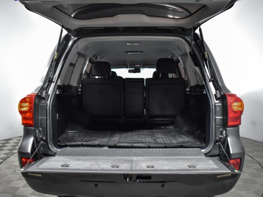 Toyota Land Cruiser 200 Series Рестайлинг 1 Санкт-Петербург  - изображение 23