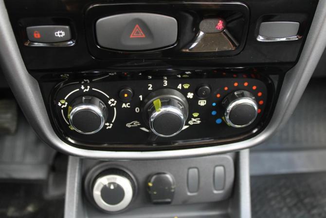 Renault Duster I с пробегом 2014 года, цена 1 090 000 рублей, 69000 км, внедорожник, Автокод Объявления