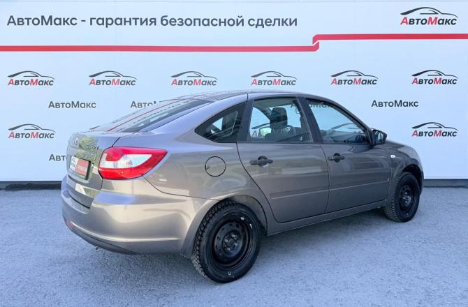 Lada (ВАЗ) Granta I с пробегом 2017 года, цена 450 000 рублей, 174000 км, седан, Автокод Объявления