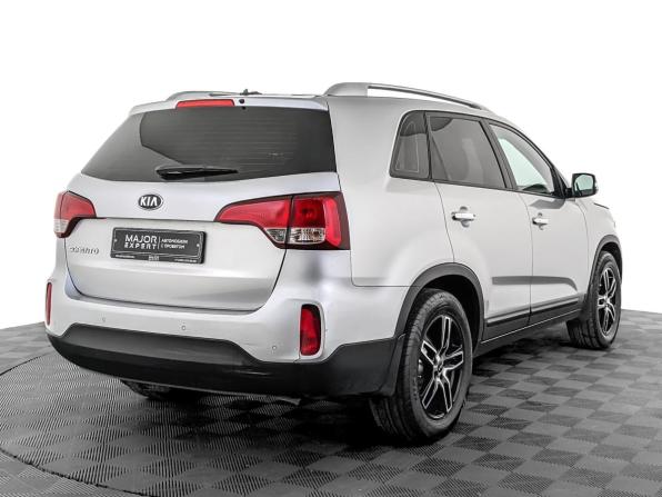 Kia Sorento II Рестайлинг с пробегом 2018 года, цена 2 095 000 рублей, 100825 км, внедорожник, Автокод Объявления