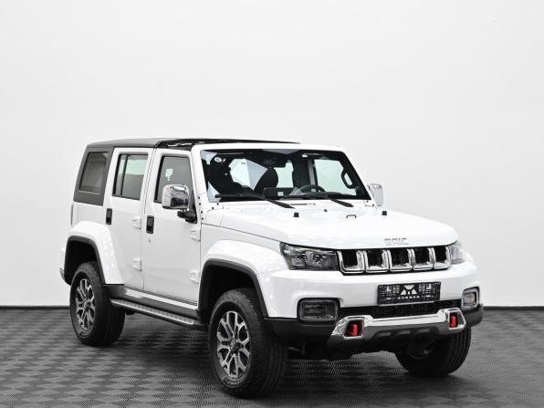 BAIC BJ40 I Рестайлинг с пробегом 2026 года, цена 3 249 000 рублей, 21 км, внедорожник, Автокод Объявления