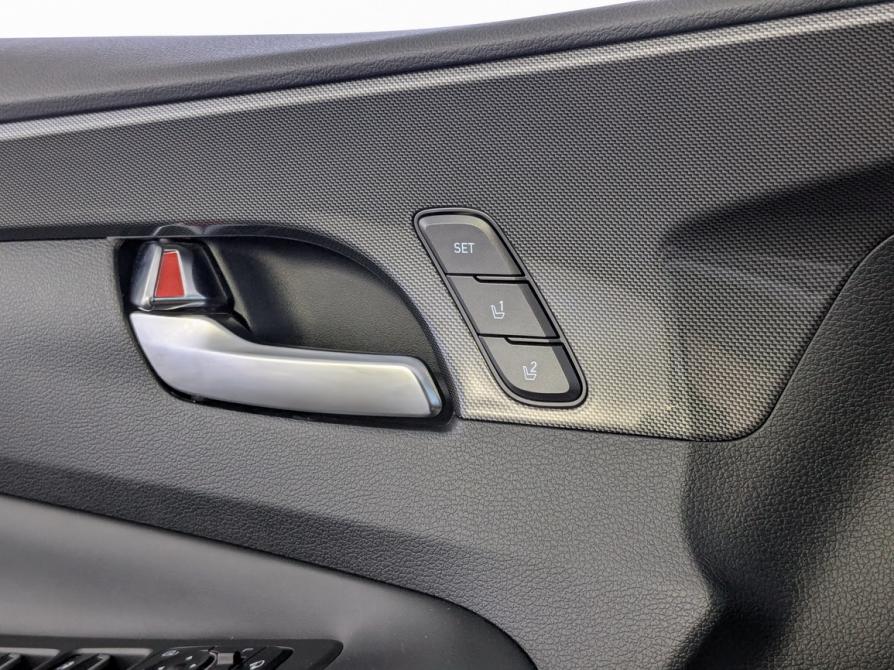 Hyundai Santa Fe IV Рестайлинг Москва  - изображение 19