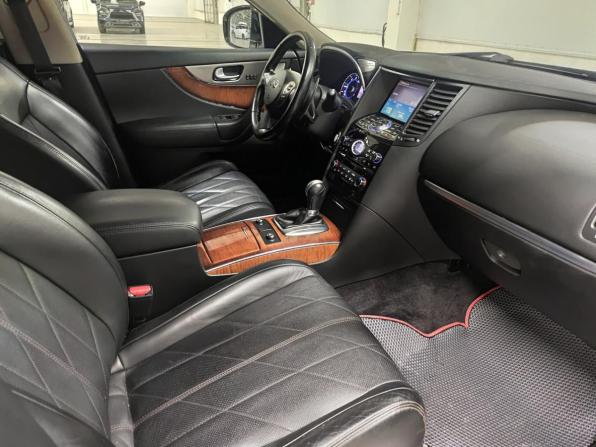 Infiniti FX II (S51) Рестайлинг с пробегом 2013 года, цена 1 840 000 рублей, 214697 км, внедорожник, Автокод Объявления