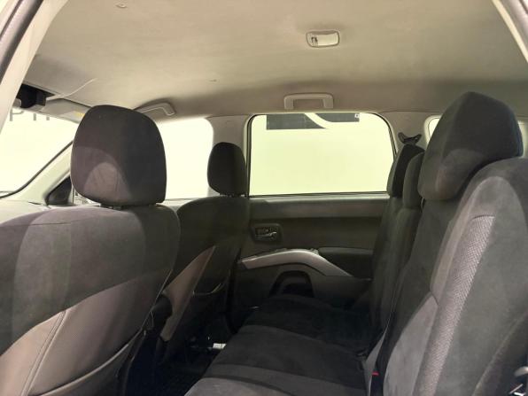 Mitsubishi Outlander II с пробегом 2007 года, цена 629 000 рублей, 318872 км, внедорожник, Автокод Объявления