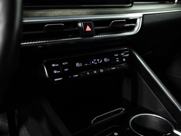 Kia K5 III с пробегом 2020 года, цена 2 400 000 рублей, 70999 км, седан, Автокод Объявления