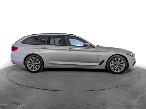 BMW 5 серии VII (G30/G31/G38) с пробегом 2018 года, цена 3 300 000 рублей, 250847 км, универсал, Автокод Объявления