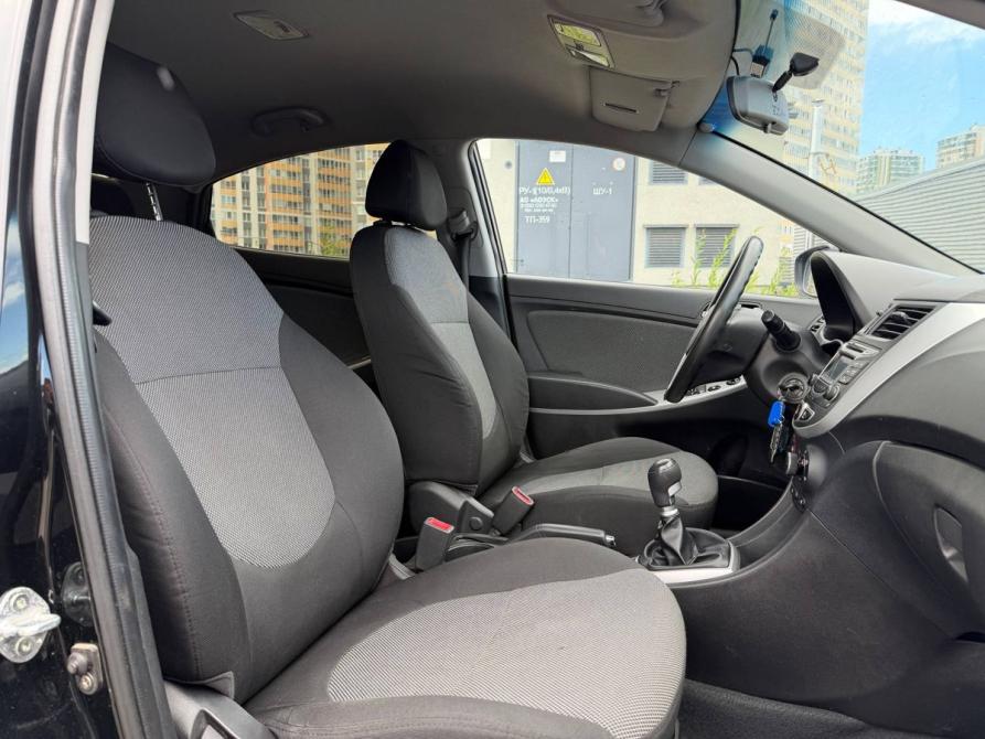 Hyundai Solaris I Санкт-Петербург  - изображение 16