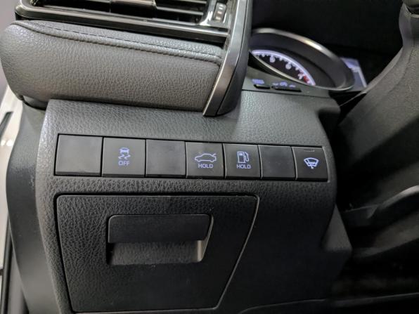 Toyota Camry VIII (XV70) Рестайлинг с пробегом 2021 года, цена 3 415 000 рублей, 47174 км, седан, Автокод Объявления