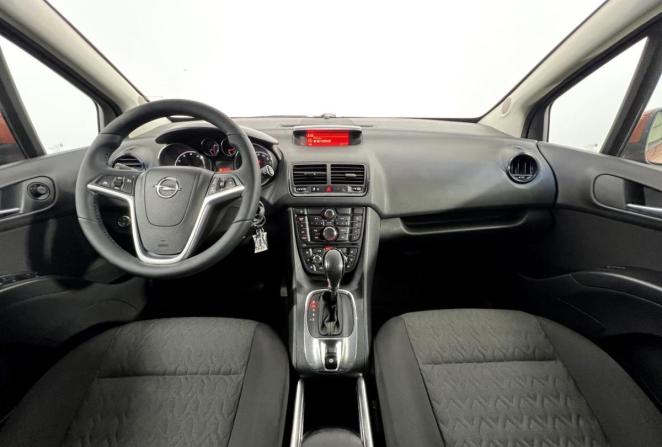 Opel Meriva B Рестайлинг с пробегом 2013 года, цена 730 000 рублей, 208904 км, компактвэн, Автокод Объявления