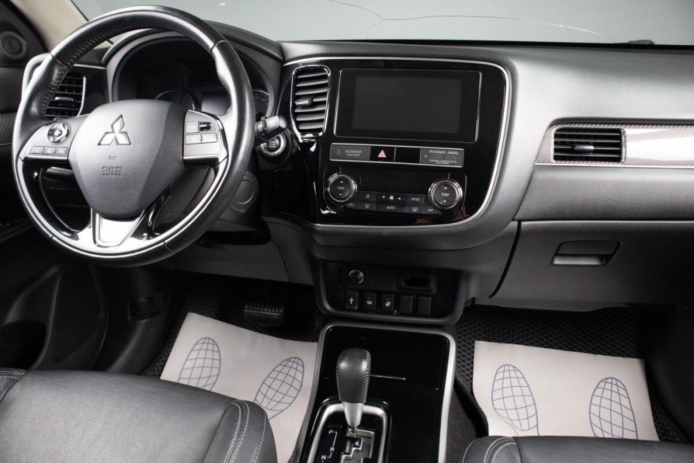 Mitsubishi Outlander III Рестайлинг 3 Оренбург  - изображение 9