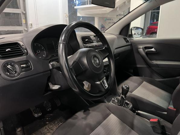 Volkswagen Polo V с пробегом 2012 года, цена 410 000 рублей, 184277 км, седан, Автокод Объявления