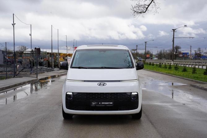 Hyundai Staria I с пробегом 2021 года, цена 5 245 000 рублей, 32000 км, минивэн, Автокод Объявления