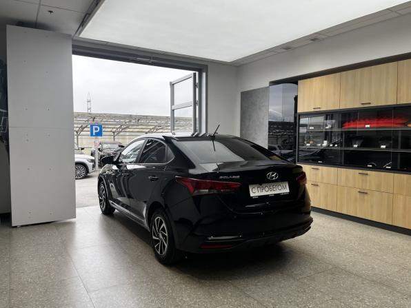 Hyundai Solaris II Рестайлинг с пробегом 2021 года, цена 1 560 000 рублей, 46000 км, седан, Автокод Объявления