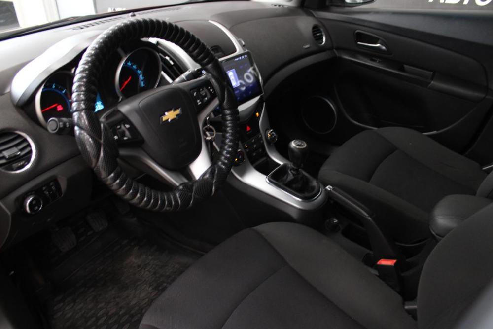 Chevrolet Cruze I Рестайлинг Томск  - изображение 5