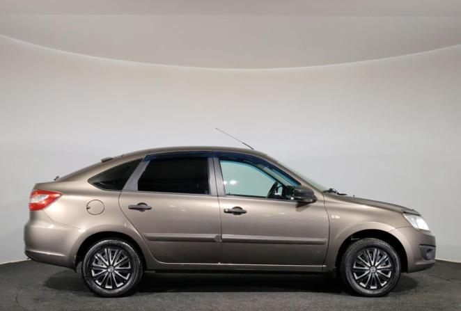 Lada (ВАЗ) Granta I с пробегом 2017 года, цена 560 000 рублей, 68143 км, лифтбек, Автокод Объявления