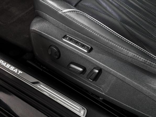 Volkswagen Passat B8 Рестайлинг с пробегом 2023 года, цена 2 957 890 рублей, 71000 км, седан, Автокод Объявления