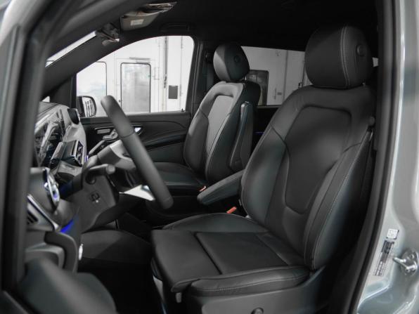 Новый Mercedes-Benz V-Класс III (W447) Рестайлинг 2 2026 года, цена 14 600 000 рублей, минивэн, Автокод Объявления