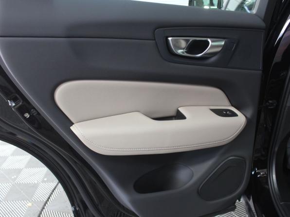 Volvo XC60 II Рестайлинг 2 с пробегом 2025 года, цена 6 050 000 рублей, 20 км, внедорожник, Автокод Объявления