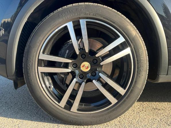 Porsche Cayenne II Рестайлинг (958) с пробегом 2015 года, цена 4 890 000 рублей, 106490 км, внедорожник, Автокод Объявления