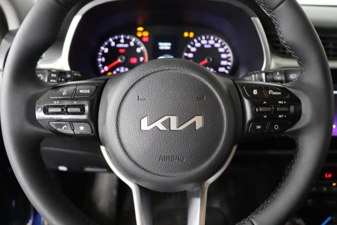 Kia Rio IV Рестайлинг с пробегом 2022 года, цена 1 899 990 рублей, 93211 км, хэтчбек, Автокод Объявления