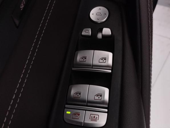 BMW 5 серии VII (G30/G31/G38) Рестайлинг с пробегом 2022 года, цена 5 400 000 рублей, 60680 км, седан, Автокод Объявления
