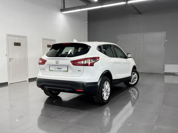 Nissan Qashqai II с пробегом 2018 года, цена 1 680 000 рублей, 111838 км, внедорожник, Автокод Объявления
