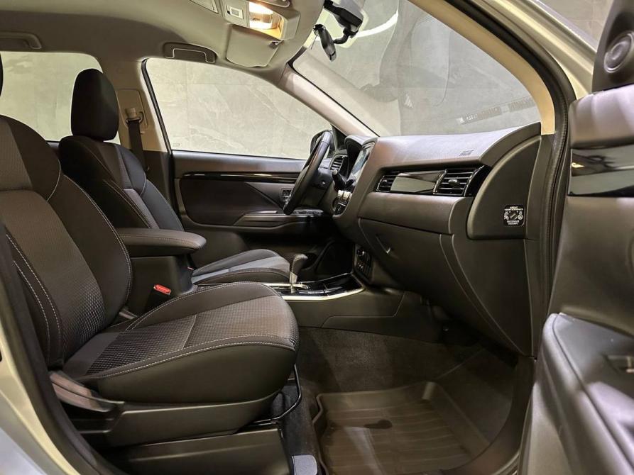 Mitsubishi Outlander III Рестайлинг 3 Новосибирск  - изображение 15