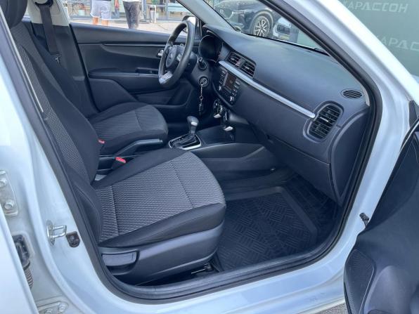 Kia Rio IV с пробегом 2018 года, цена 1 017 000 рублей, 222182 км, седан, Автокод Объявления