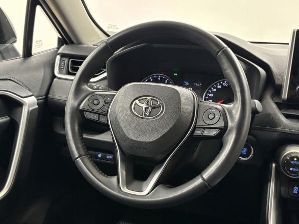 Toyota RAV4 V (XA50) с пробегом 2020 года, цена 3 350 000 рублей, 26675 км, внедорожник, Автокод Объявления