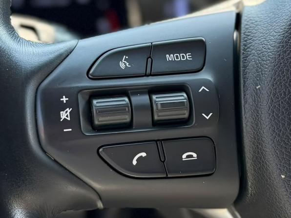 Kia Carnival III с пробегом 2020 года, цена 3 090 000 рублей, 126274 км, минивэн, Автокод Объявления