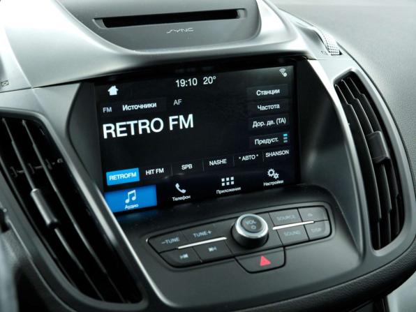 Ford Kuga II Рестайлинг с пробегом 2018 года, цена 1 598 000 рублей, 140528 км, внедорожник, Автокод Объявления