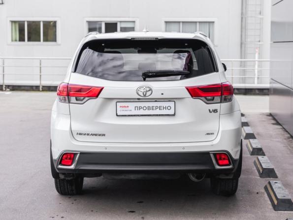 Toyota Highlander III (XU50) Рестайлинг с пробегом 2018 года, цена 3 998 000 рублей, 119600 км, внедорожник, Автокод Объявления
