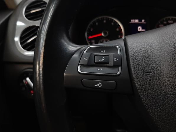 Volkswagen Tiguan I Рестайлинг с пробегом 2015 года, цена 1 590 000 рублей, 134281 км, внедорожник, Автокод Объявления