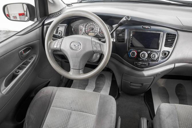 Mazda MPV II (LW) Рестайлинг с пробегом 2005 года, цена 719 000 рублей, 412000 км, компактвэн, Автокод Объявления