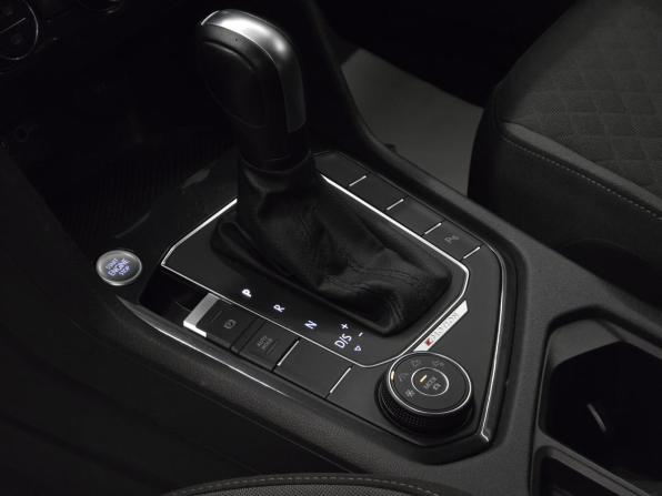 Volkswagen Tiguan II с пробегом 2020 года, цена 2 199 000 рублей, 135000 км, внедорожник, Автокод Объявления