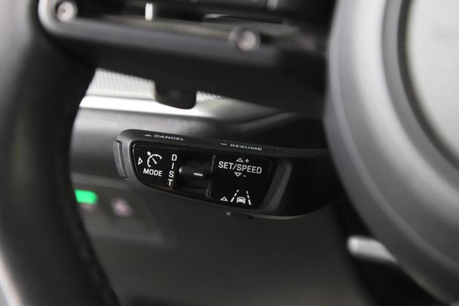 Porsche Cayenne III Рестайлинг с пробегом 2023 года, цена 10 999 900 рублей, 34110 км, внедорожник, Автокод Объявления