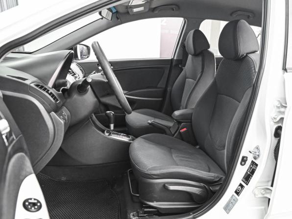 Hyundai Solaris I с пробегом 2013 года, цена 999 000 рублей, 188213 км, хэтчбек, Автокод Объявления