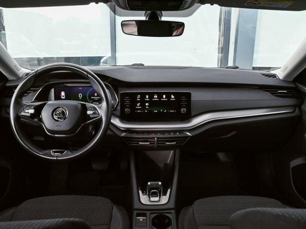 Skoda Octavia IV (A8) с пробегом 2021 года, цена 2 299 000 рублей, 73563 км, лифтбек, Автокод Объявления