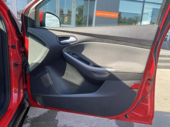 Ford Focus III с пробегом 2012 года, цена 545 000 рублей, 269680 км, седан, Автокод Объявления