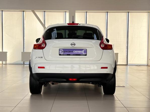 Nissan Juke I с пробегом 2014 года, цена 910 000 рублей, 211450 км, внедорожник, Автокод Объявления