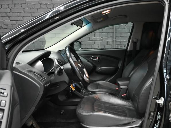 Hyundai ix35 I Рестайлинг с пробегом 2014 года, цена 1 580 000 рублей, 140070 км, внедорожник, Автокод Объявления