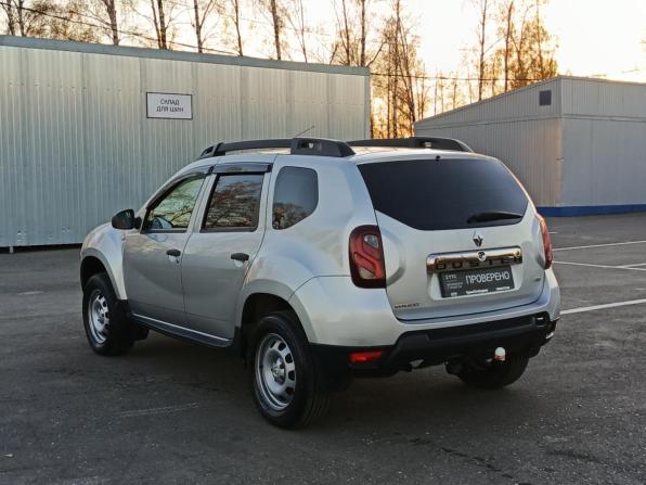 Renault Duster I Рестайлинг с пробегом 2016 года, цена 962 000 рублей, 209762 км, внедорожник, Автокод Объявления