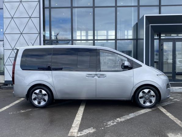 Hyundai Staria I с пробегом 2021 года, цена 3 799 000 рублей, 115745 км, минивэн, Автокод Объявления