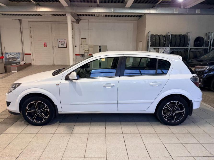 Opel Astra H Рестайлинг Челябинск  - изображение 8
