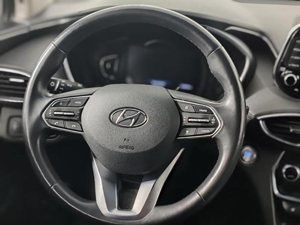 Hyundai Santa Fe IV с пробегом 2019 года, цена 2 699 000 рублей, 130054 км, внедорожник, Автокод Объявления